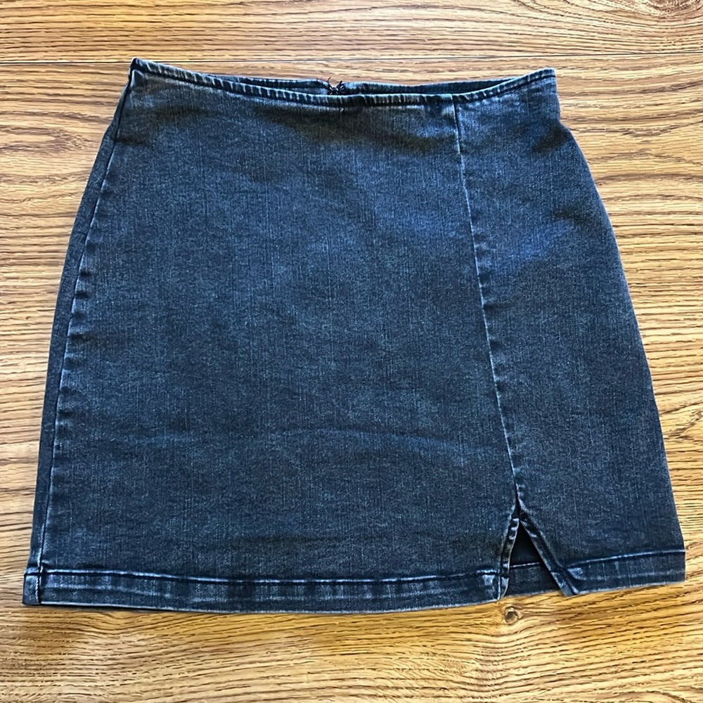 Wild Fable Black wash Denim Mini Skirt Size 2